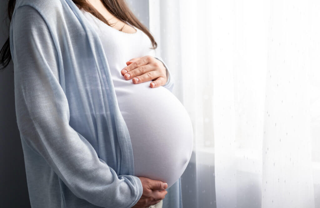 5 Myths about Being Pregnant and Wanting to Give a Baby up for Adoption