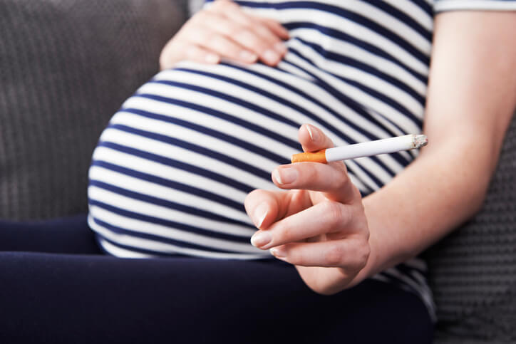 Smoking While Pregnant: Get the Help You Need